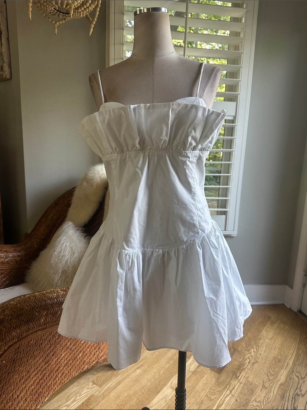 MESHKI WHITE JANIS COTTON FRILL MINI DRESS LARGE NEW